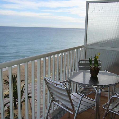 Apartaments El Sorrall Blanes Room photo