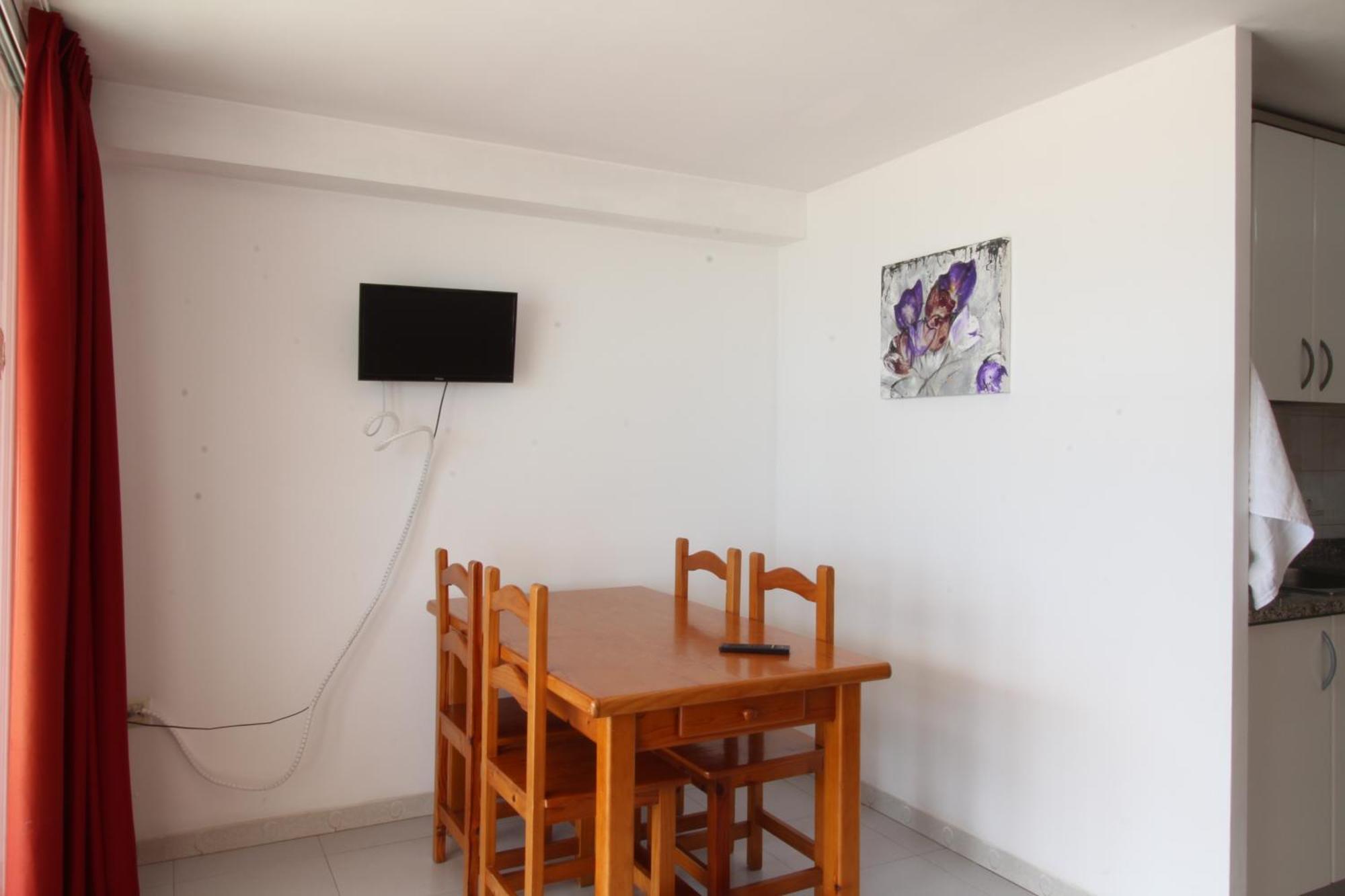 Apartaments El Sorrall Blanes Room photo